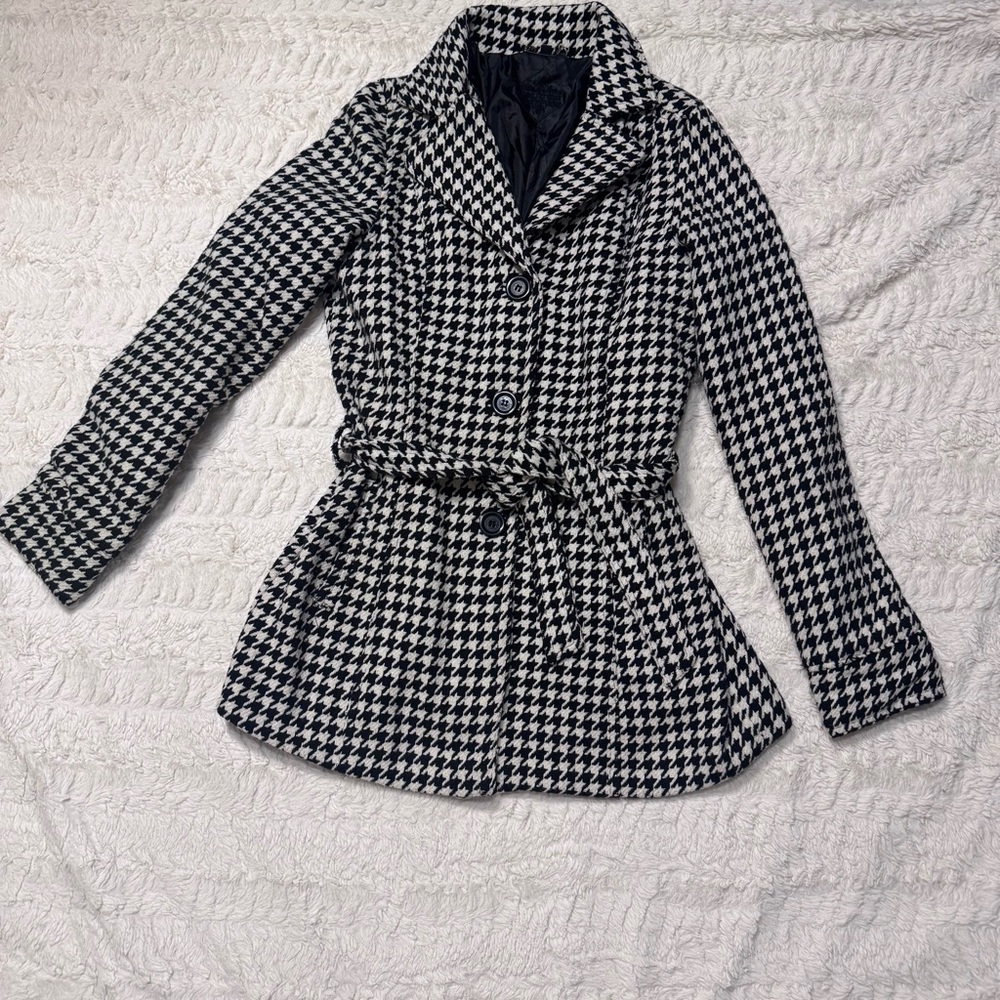 Jou Jou Houndstooth Belted Coat Size Medium Black White Peacoat Classic Chic